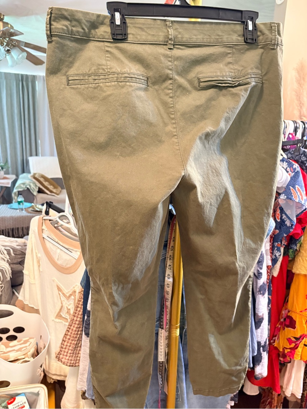 Old Navy women Olive Green Straight - Picture 3 of 3